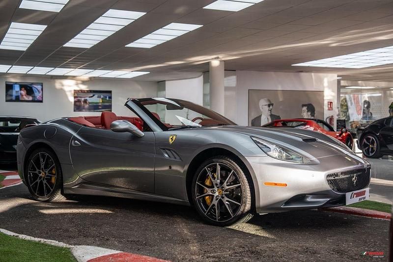 Gebraucht Ferrari California 489 PS (359 kW) 2012 Grau Cabrio