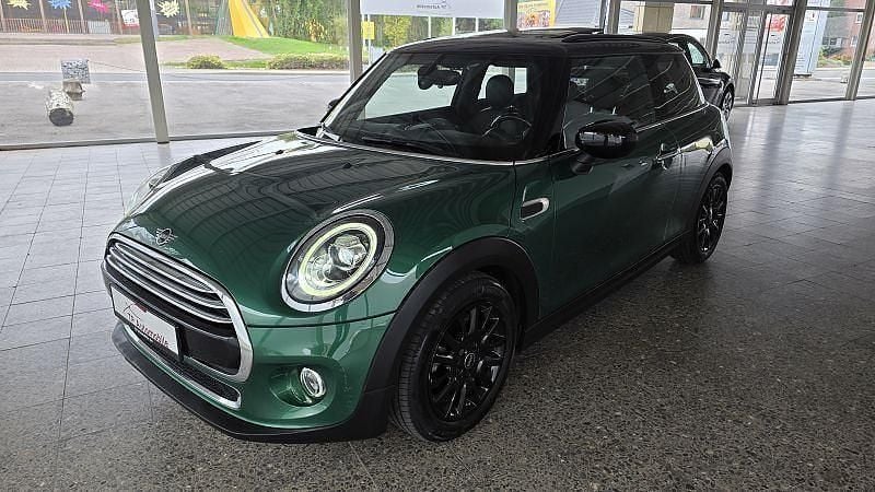 British racing green met. Gebraucht 2019 Mini Cooper Kleinwagen | 14.900 € (Superpreis) - Bild 1/4