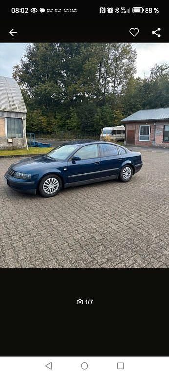 Blau Gebraucht 1999 VW Passat Limousine | 1.500 € (Guter Preis) - Bild 1/4