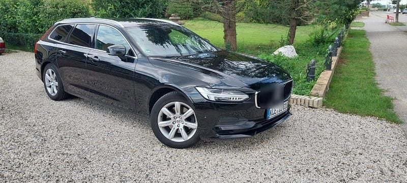 Schwarz Gebraucht 2017 Volvo V90 Business Edition Kombi | 14.999 € - Bild 1/4