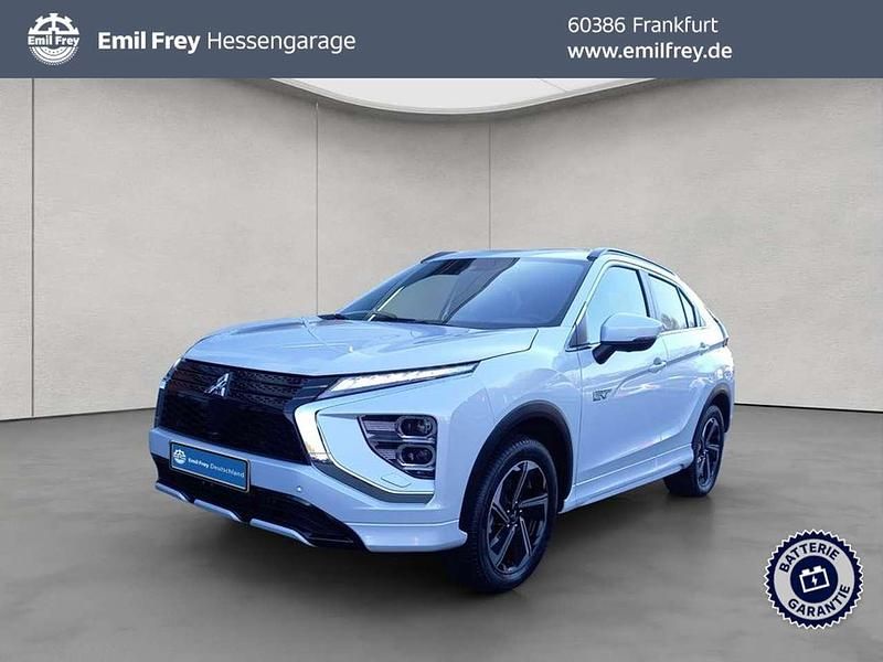 Weiß Gebraucht 2022 Mitsubishi Eclipse Select SUV | 25.450 € (Fairer Preis) - Bild 1/3