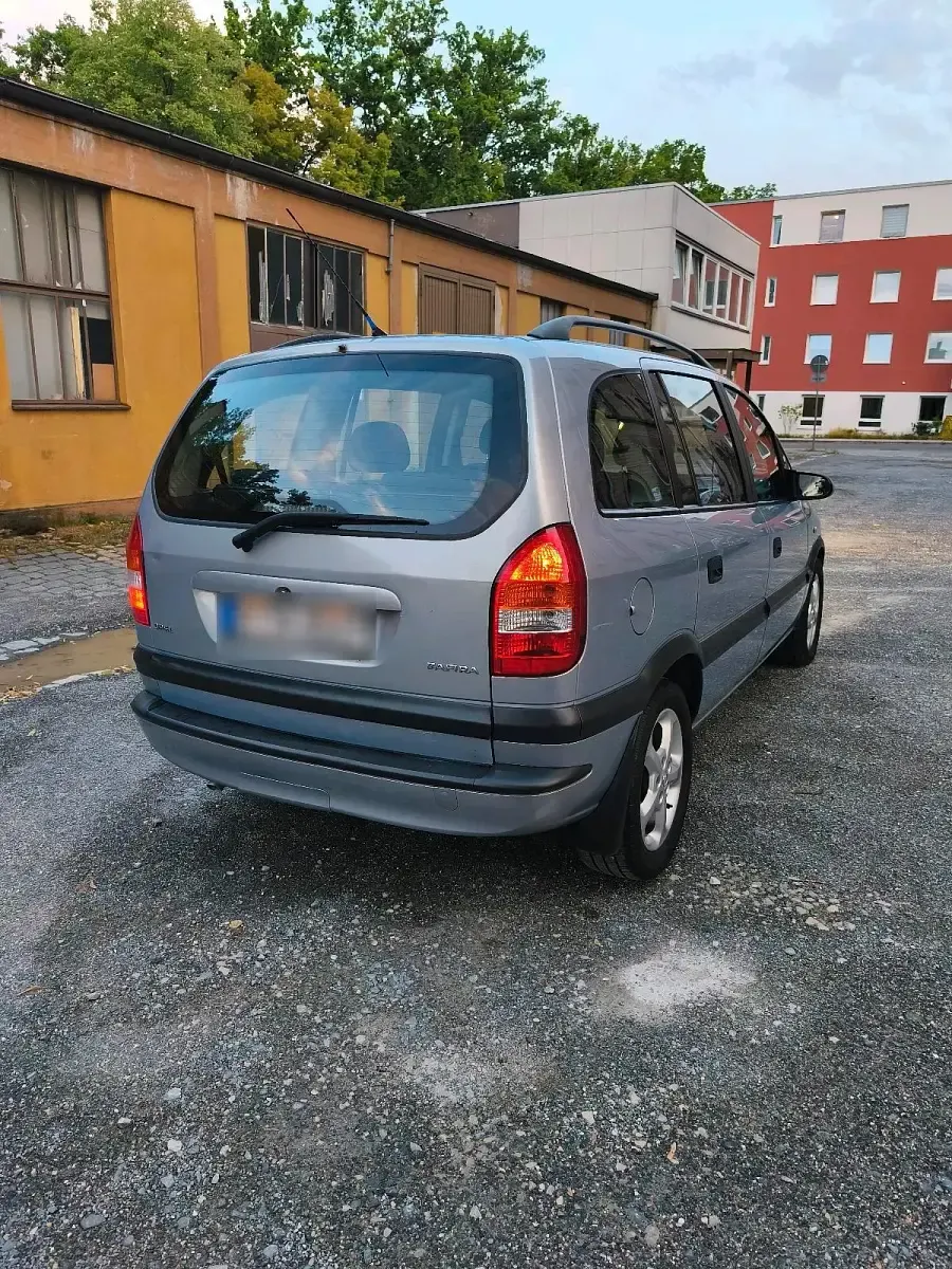 Gebraucht Opel Zafira 125 PS (91 kW) 2001 Grau Van / Kleinbus