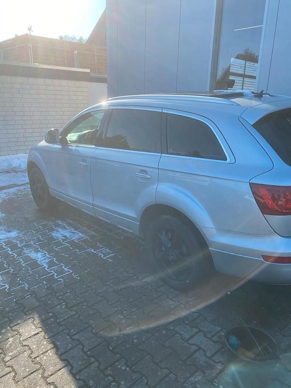 Gebraucht Audi Q7 240 PS (176 kW) 2007 Silber SUV