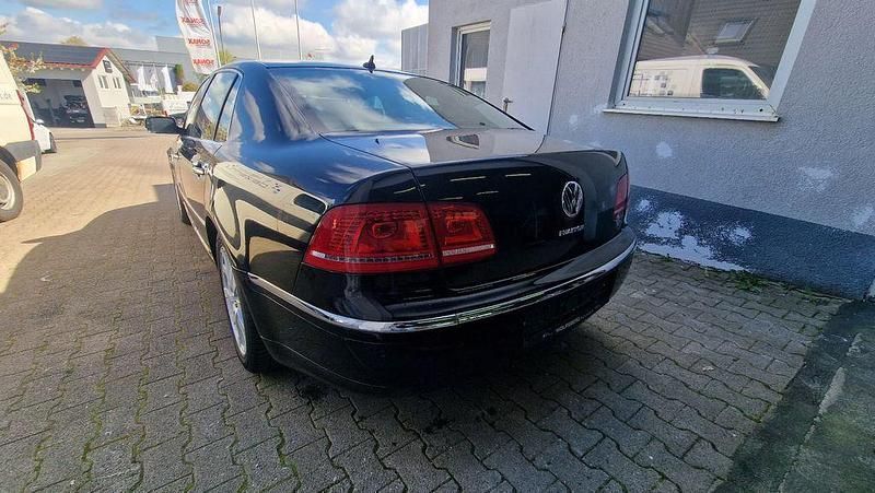 Gebraucht VW Phaeton 239 PS (175 kW) 2011 Schwarz Limousine