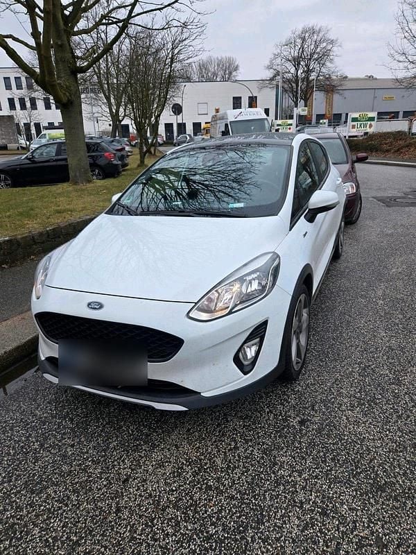Gebraucht Ford Fiesta Active 101 PS (74 kW) 2019 Weiß Kleinwagen