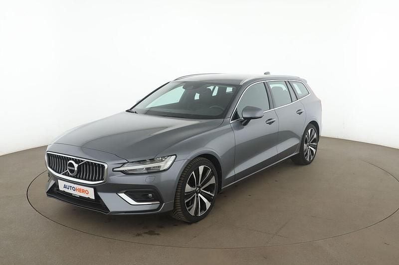 Gebraucht Volvo V60 Inscription 250 PS (183 kW) 2020 Kombi