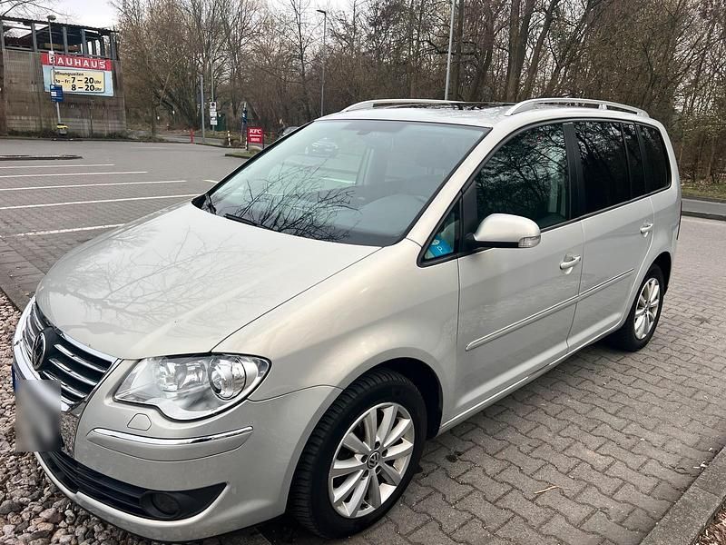 Gebraucht VW Touran 140 PS (102 kW) 2008 Silber Van / Kleinbus
