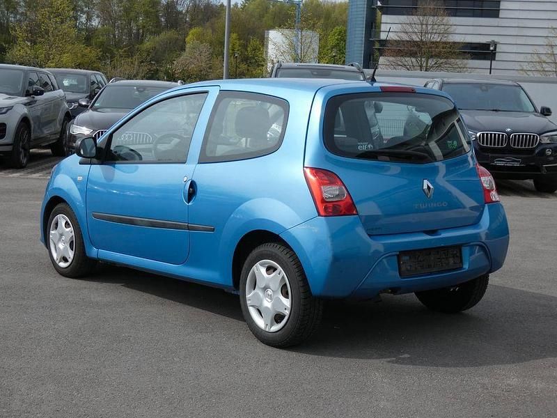 Gebraucht Renault Twingo Authentique 75 PS (55 kW) 2011 Blau Kleinwagen