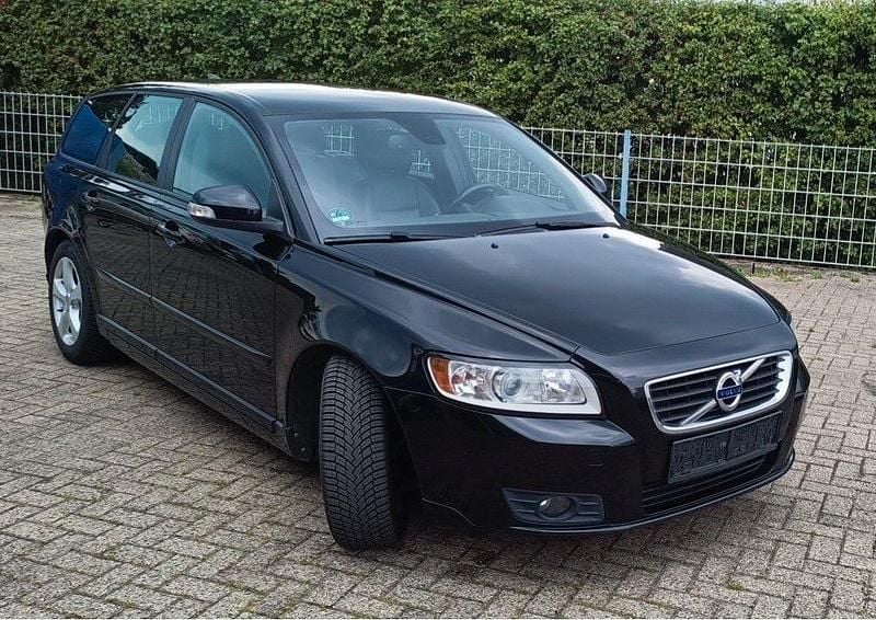 Schwarz Gebraucht 2012 Volvo V50 Business Edition Kombi | 4.500 € (Superpreis) - Bild 1/4