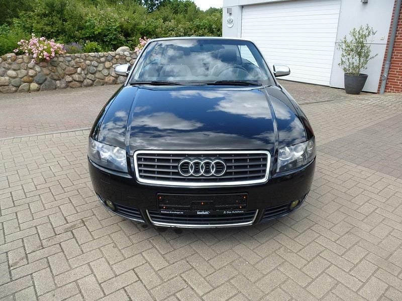 Gebraucht Audi A4 Cabriolet S-Line 163 PS (119 kW) 2002 Schwarz Cabrio