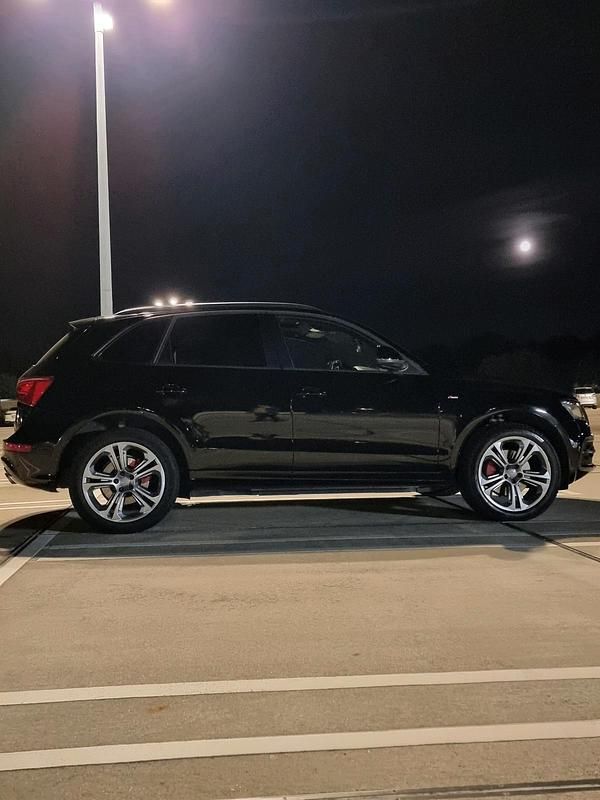 Schwarz Gebraucht 2010 Audi Q5 S-Line SUV | 11.999 € (Fairer Preis) - Bild 1/4