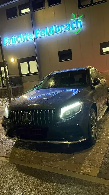 Gebraucht Mercedes GLC250 AMG line 204 PS (150 kW) 2016 Blau SUV