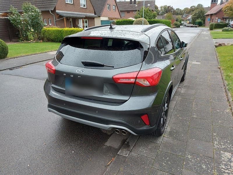 Usata Ford Focus Active 150 CV (110 kW) 2019 Grigio Berlina