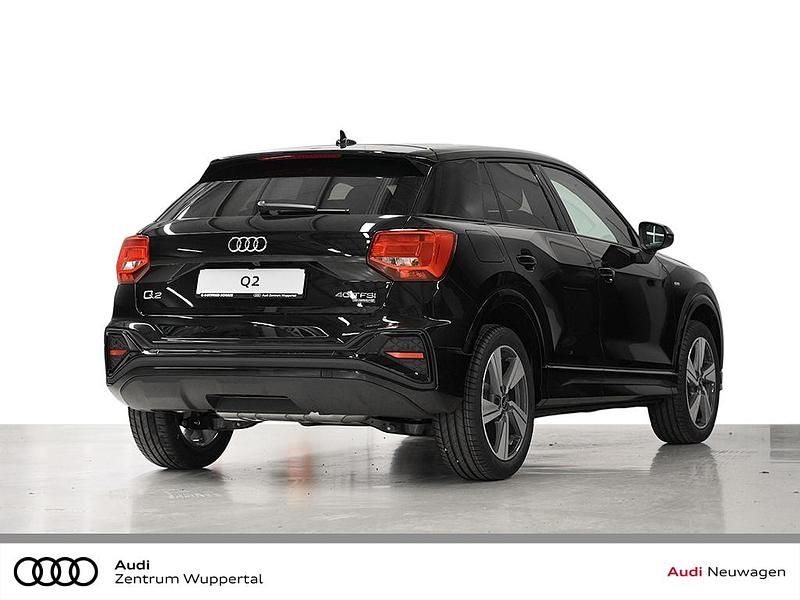Neu Audi Q2 S-Line 190 PS (139 kW) 2026 Schwarz SUV