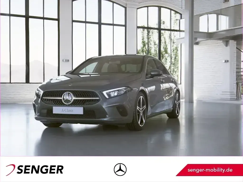 Gebraucht Mercedes A200 Progressive 150 PS (110 kW) 2022 Limousine