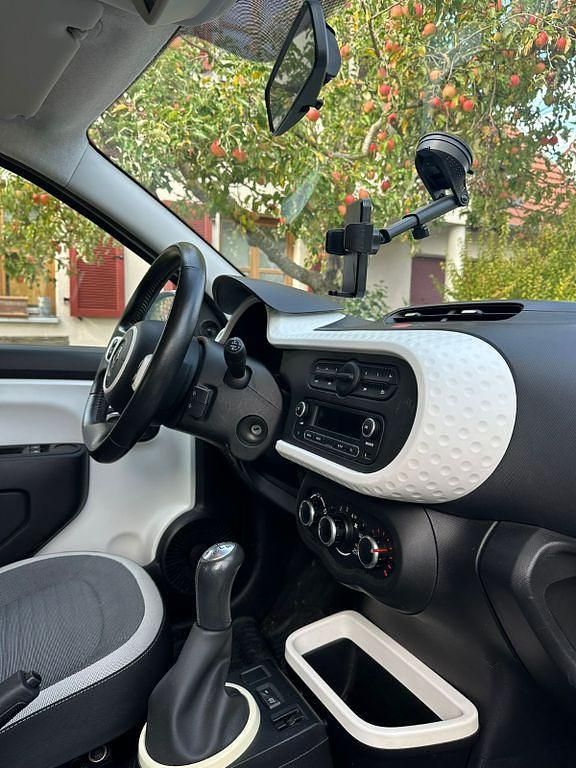 Gebraucht Renault Twingo Experience 71 PS (52 kW) 2015 Weiß Kleinwagen
