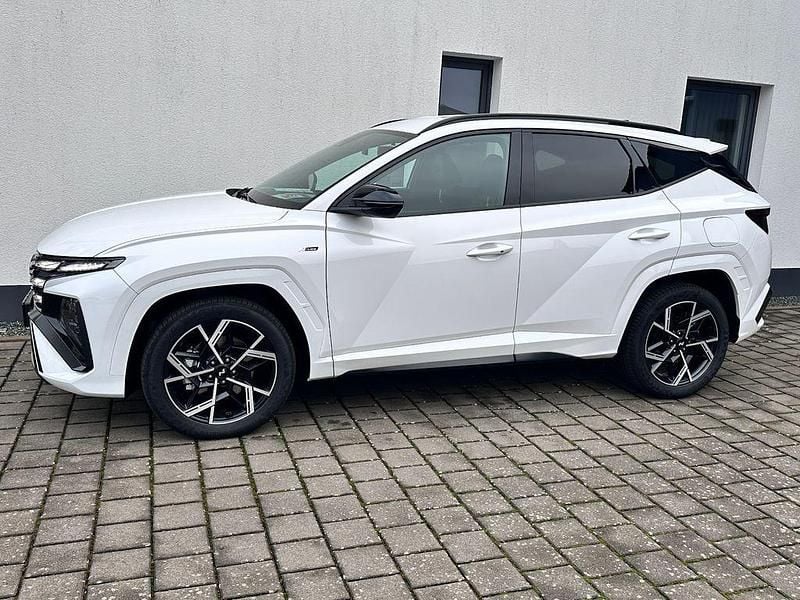 Weiß Neu 2025 Hyundai Tucson N Line SUV | 33.980 € (Guter Preis) - Bild 1/4