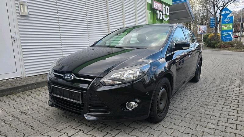 Gebraucht Ford Focus Titanium 150 PS (110 kW) 2012 Schwarz Limousine