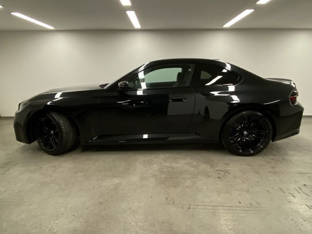 Gebraucht BMW M2 Shadowline 460 PS (338 kW) 2024 Black sapphire metallic Coupé