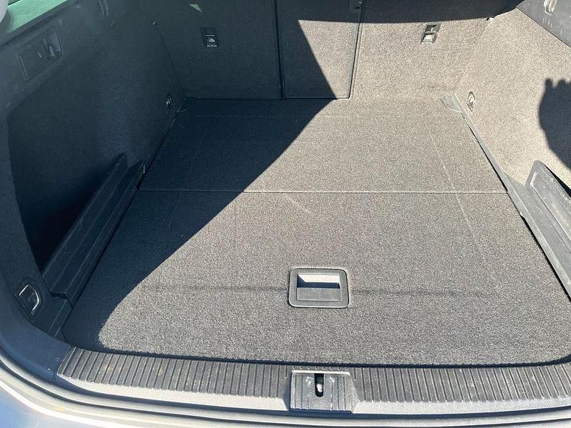 Gebraucht VW Passat 120 PS (88 kW) 2015 Silber Kombi