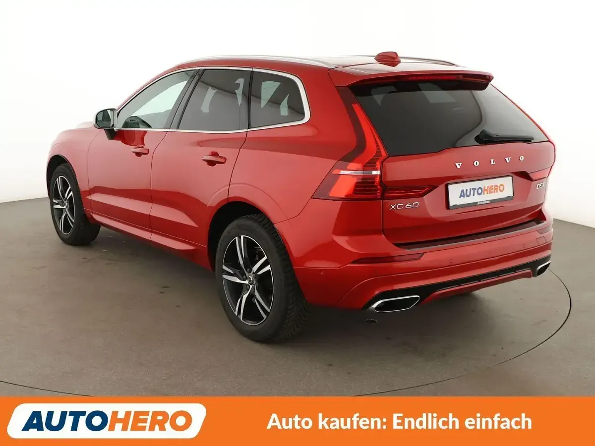 Gebraucht Volvo XC60 R-Design 235 PS (172 kW) 2018 Fusion red SUV