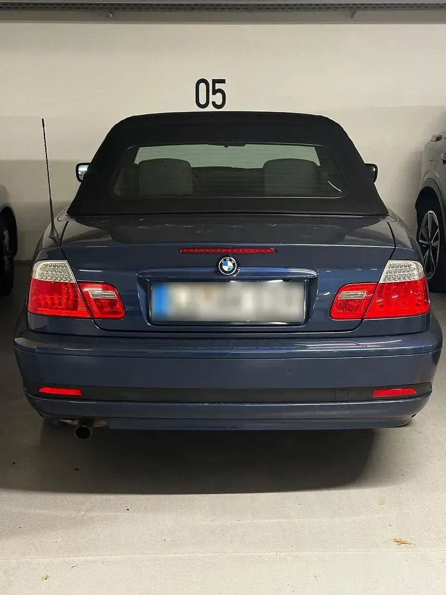 Gebraucht BMW 318 Cabriolet 143 PS (105 kW) 2003 Blau Cabrio