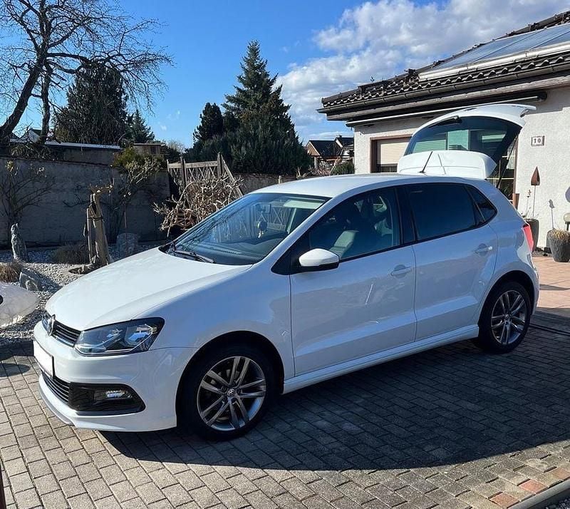 Gebraucht VW Polo R-line 60 PS (44 kW) 2017 Weiß Kleinwagen