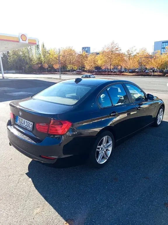 Brugt BMW 318 143 HK (105 kW) 2014 Sort Sedan