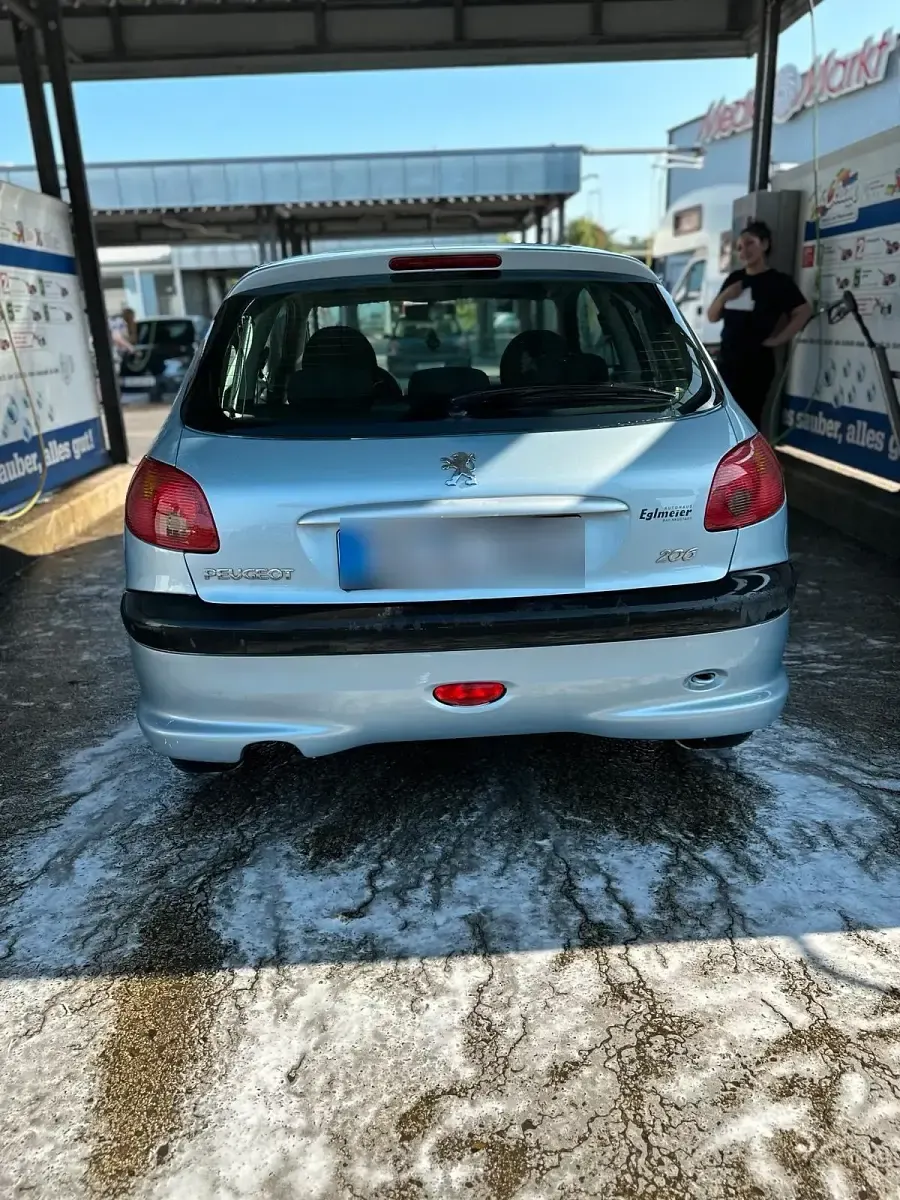 Gebraucht Peugeot 206 88 PS (64 kW) 2005 Andere farben Limousine