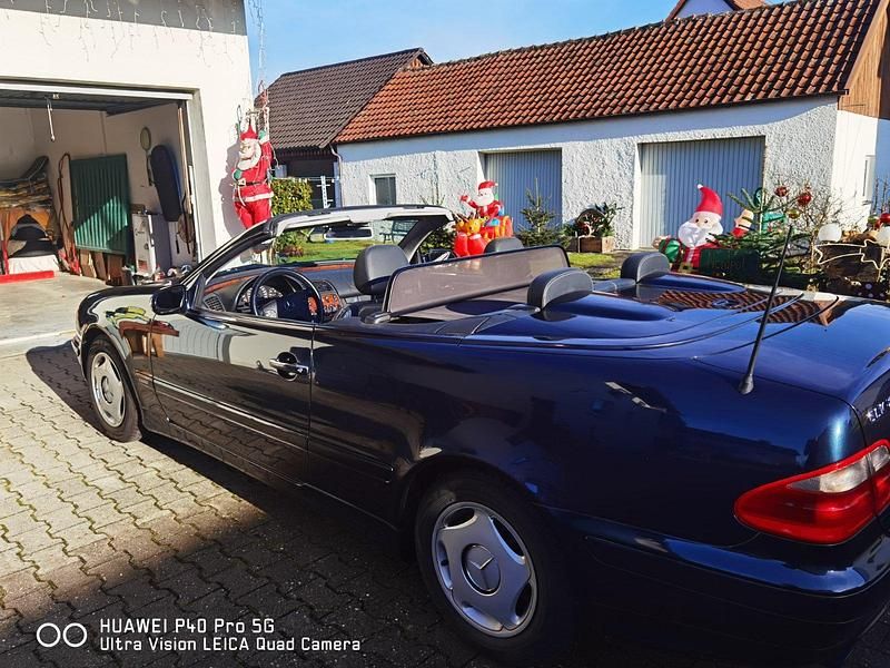 Gebraucht Mercedes CLK200 Elegance 136 PS (100 kW) 2000 Andere farben Cabrio