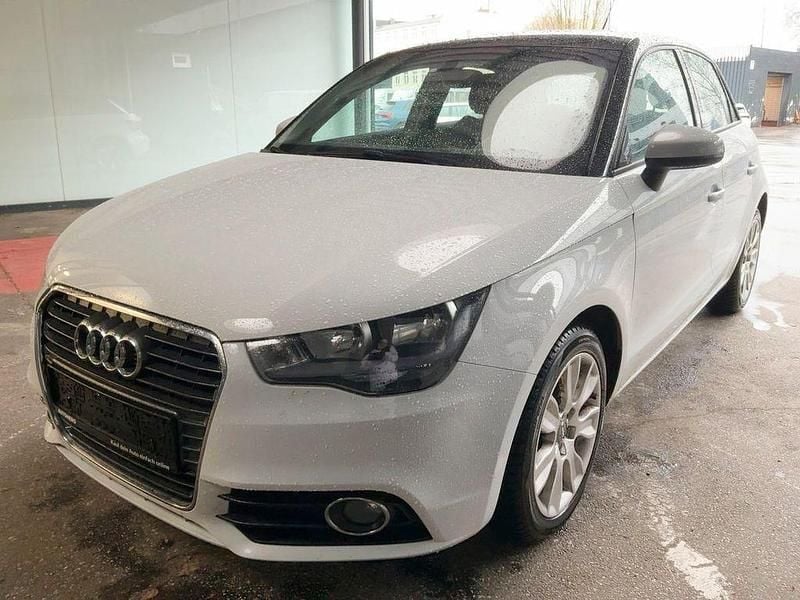 Gebraucht Audi A1 Sportback Ambition 86 PS (63 kW) 2012 Weiß Kleinwagen