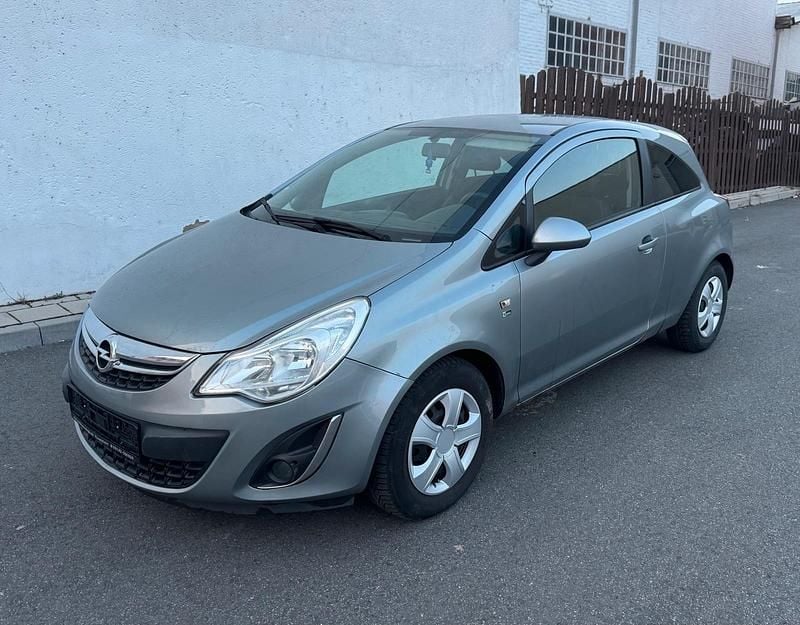 Grau Gebraucht 2012 Opel Corsa Kleinwagen | 1.499 € (Superpreis) - Bild 1/4