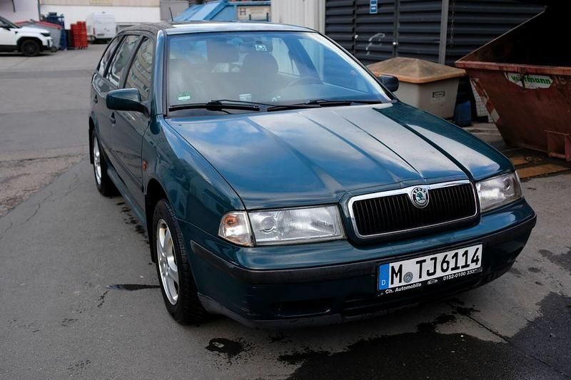 Gebraucht Skoda Octavia 101 PS (74 kW) 1999 Grün Kombi
