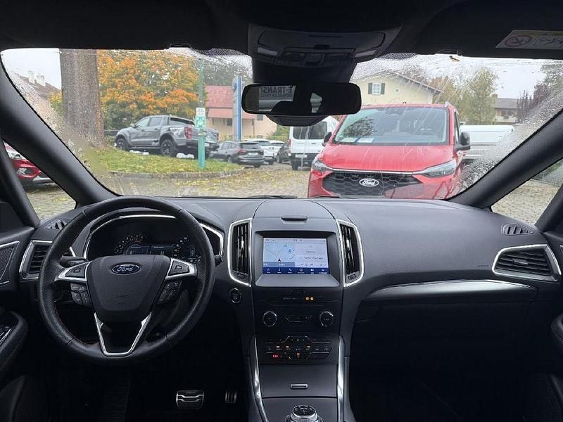 Używany Ford S-MAX ST-Line 150 KM (110 kW) 2023 Szary Minivan
