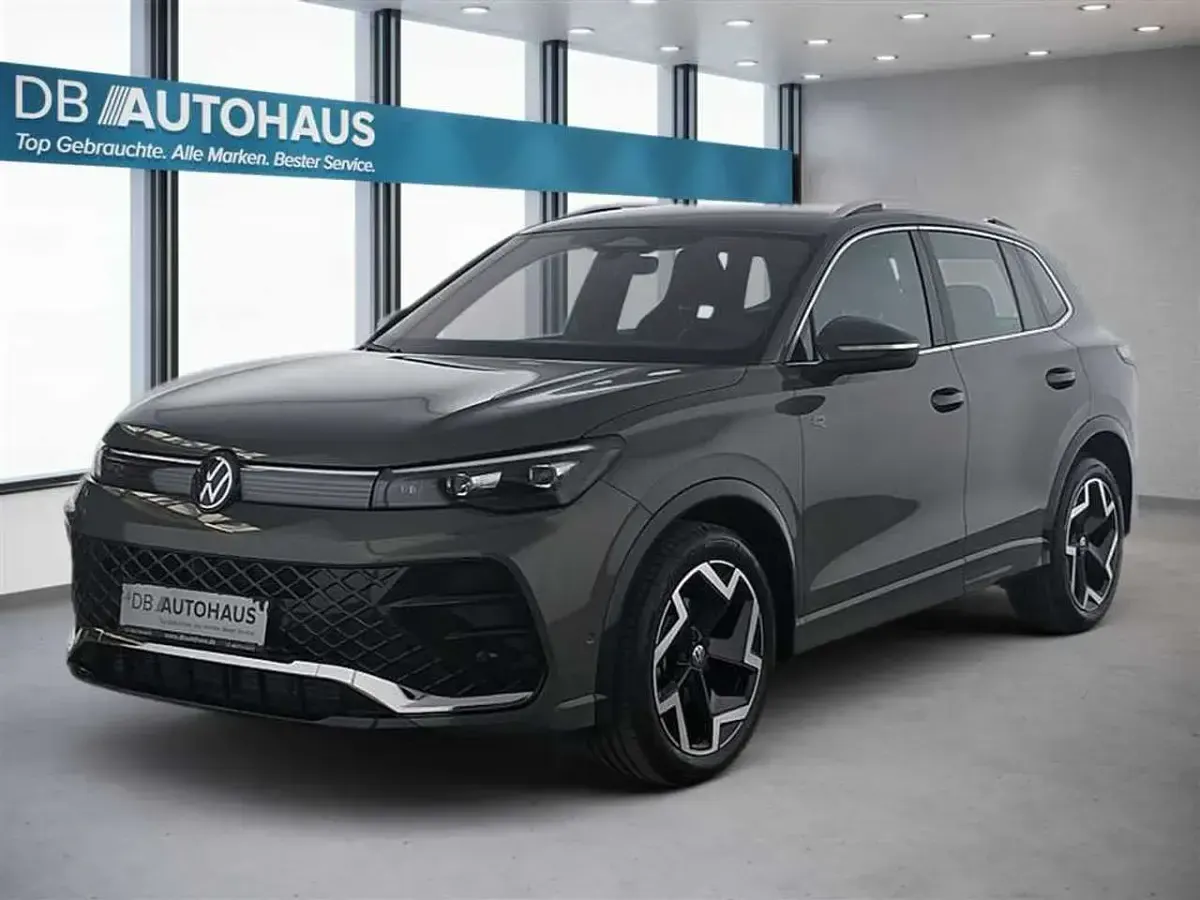Gebraucht VW Tiguan R-line 150 PS (110 kW) 2025 SUV