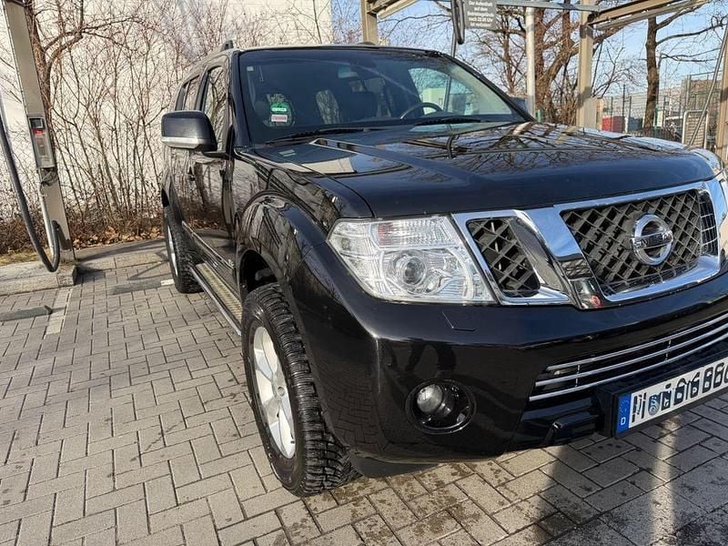Gebraucht Nissan Pathfinder 231 PS (169 kW) 2015 Schwarz SUV