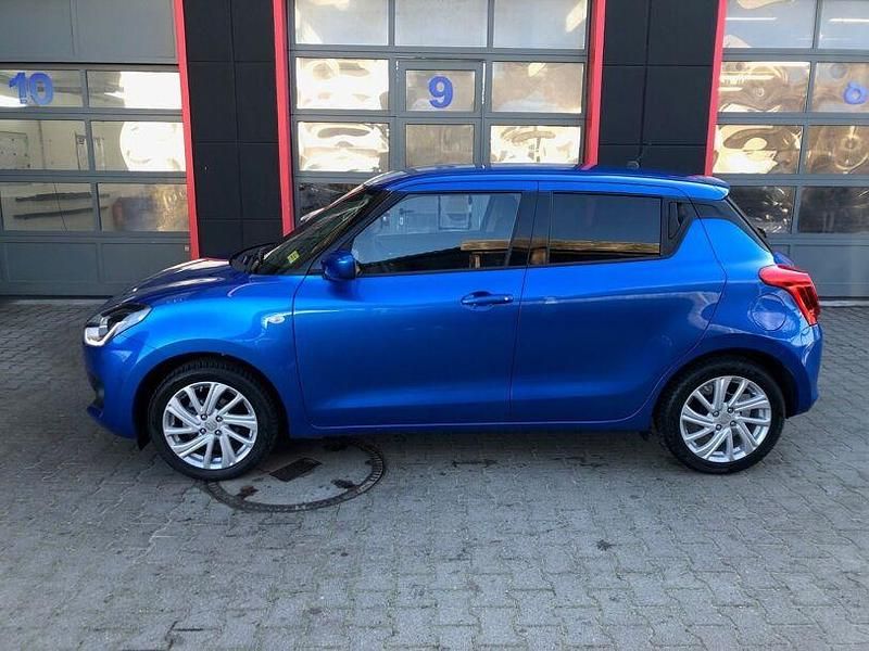 Gebraucht Suzuki Swift Comfort 83 PS (61 kW) 2023 Blau Kleinwagen