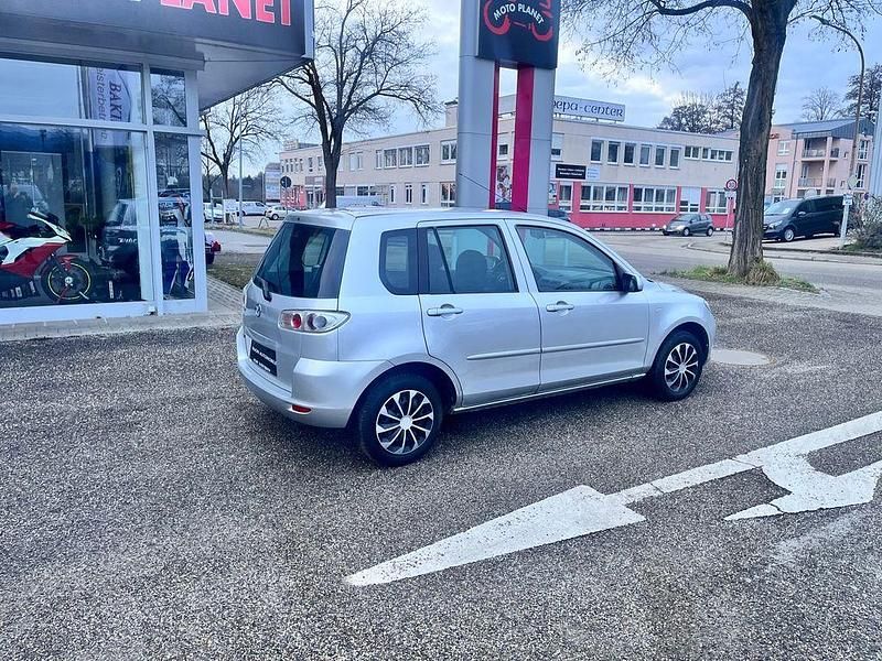 Gebraucht Mazda 2 Active 80 PS (58 kW) 2005 Silber Kleinwagen
