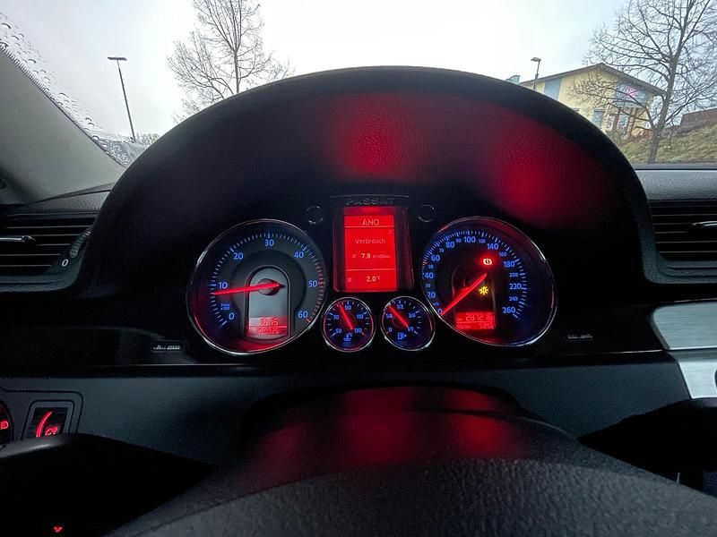 Gebraucht VW Passat Highline 170 PS (125 kW) 2008 Schwarz Kombi