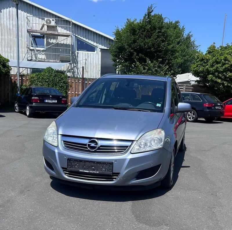 Gebraucht 2010 Opel Zafira Cosmo Van / Kleinbus | 2.400 € (Superpreis) - Bild 1/4