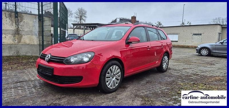 Gebraucht VW Golf VI 105 PS (77 kW) 2012 Rot Kleinwagen