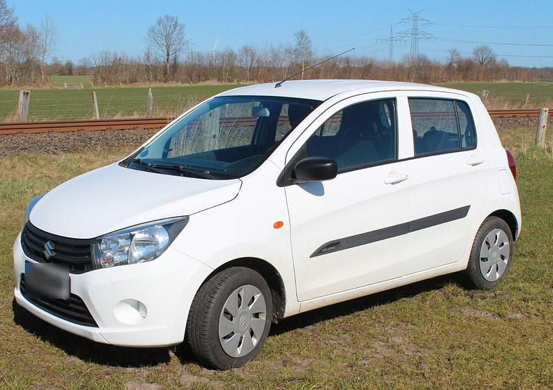 Second-hand Suzuki Celerio Basic 68 CP (50 kW) 2018 Alb Hatchback