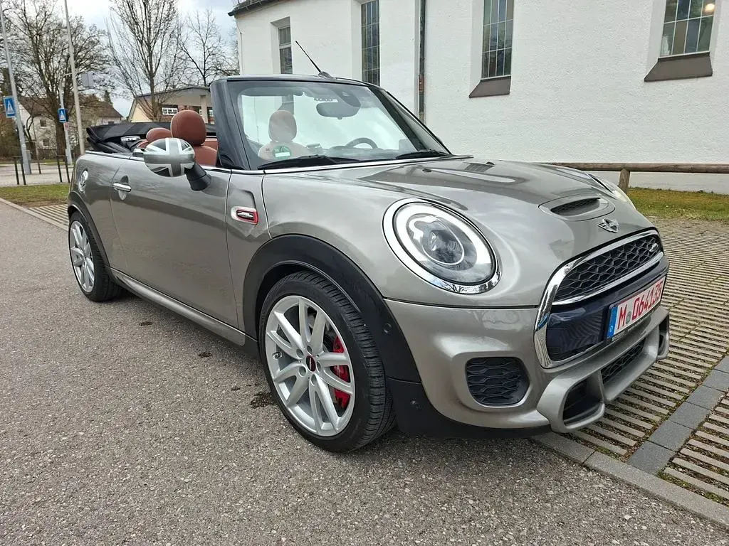 Gebraucht Mini John Cooper Works 231 PS (169 kW) 2016 Silber Kleinwagen