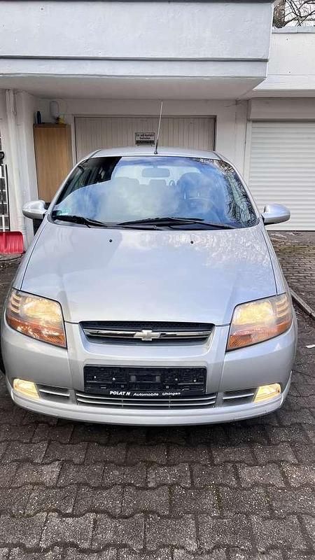 Gebraucht Chevrolet Kalos SX 94 PS (69 kW) 2009 Silber Limousine