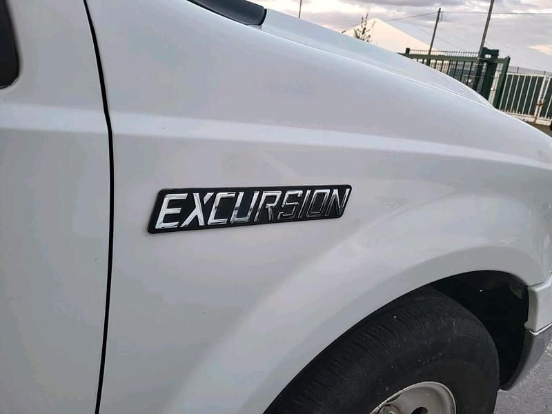 Gebraucht Ford Excursion 314 PS (230 kW) 2005 Weiß SUV