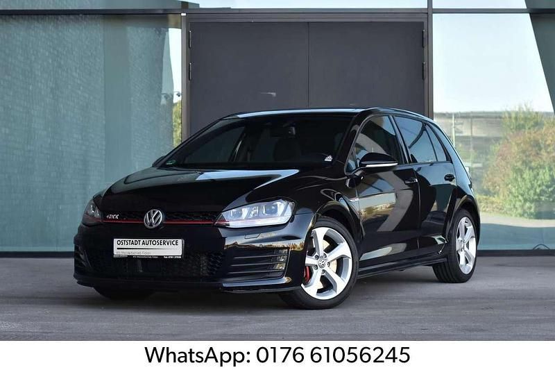 Schwarz Gebraucht 2016 VW Golf VII GTI Limousine | 17.500 € (Guter Preis) - Bild 1/4