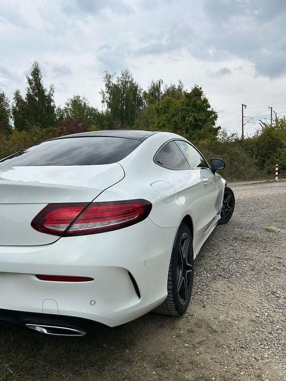 Weiß Gebraucht 2019 Mercedes C300 Coupé | 29.300 € (Guter Preis) - Bild 1/4
