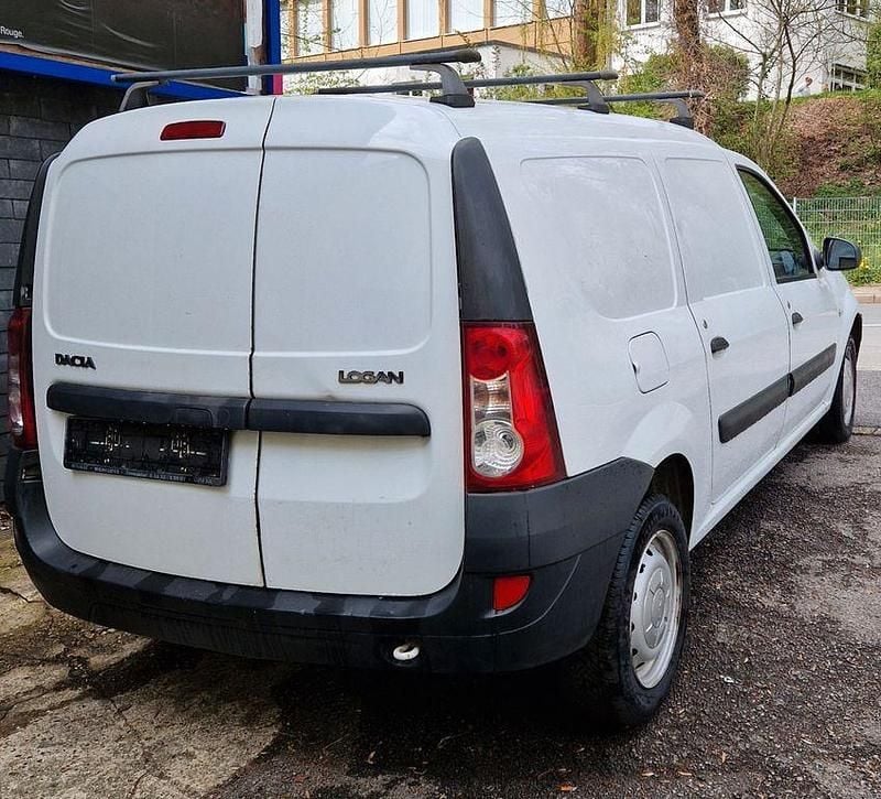 Gebraucht Dacia Logan 84 PS (61 kW) 2011 Weiß Van / Kleinbus