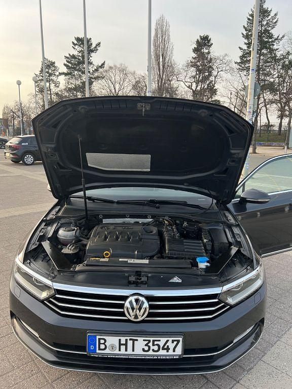 Gebraucht VW Passat 190 PS (139 kW) 2017 Grau Kombi