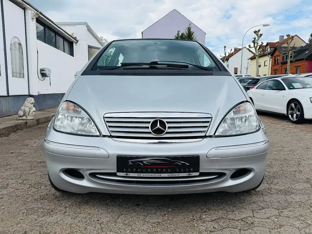 Gebraucht Mercedes A160 Elegance 102 PS (75 kW) 2003 Silber Van / Kleinbus